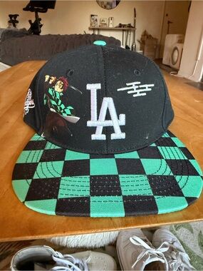 LA Embroidered Checker Snapback Hat - Black & Teal